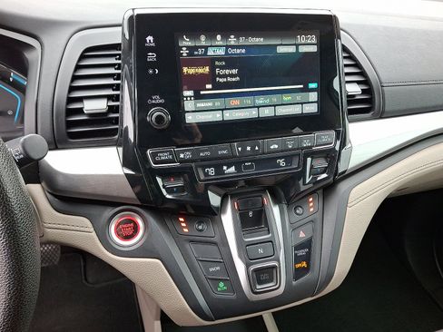 Used 2019 Honda Odyssey EX image 6