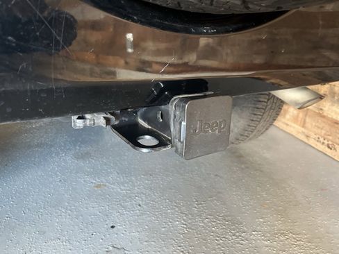 Used 2017 Jeep Wrangler Unlimited Sport image 20