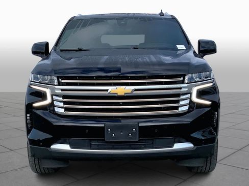 Used 2021 Chevrolet Suburban High Country image 3