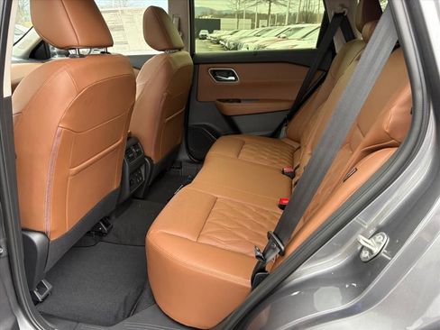 New 2026 Nissan Rogue Platinum image 21