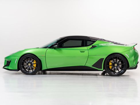 Used 2021 Lotus Evora image 4