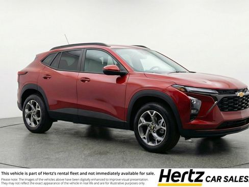 Used 2025 Chevrolet Trax LT w/ LT Convenience Package FWD image 1