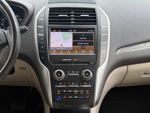 Used 2019 Lincoln MKC Reserve AWD/4WD image 18