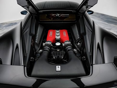 Used 2012 Ferrari 458 Italia Coupe image 90