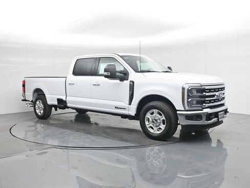New 2026 Ford F250 XLT w/ XLT Premium Package RWD image 30