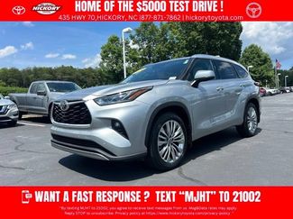 Used 2024 Toyota Highlander Platinum FWD video 1
