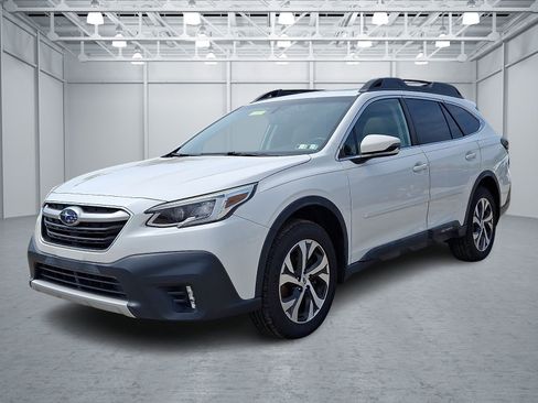 Used 2020 Subaru Outback Limited AWD/4WD image 3