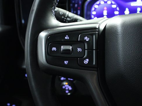 Used 2025 Chevrolet Silverado 2500 ZR2 w/ Technology Package AWD/4WD image 22