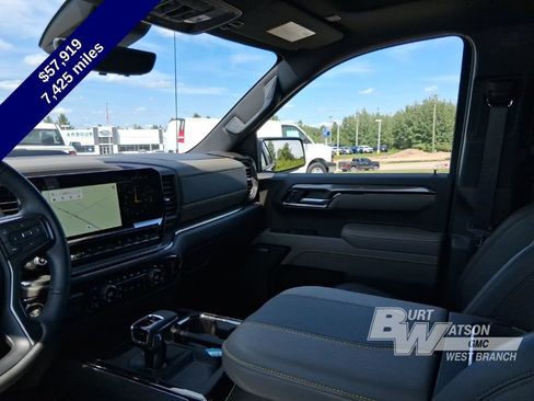 Used 2025 Chevrolet Silverado 1500 ZR2 w/ Technology Package AWD/4WD image 24