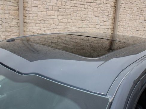 Used 2016 Ford F150 Lariat w/ Equipment Group 501A Mid image 4