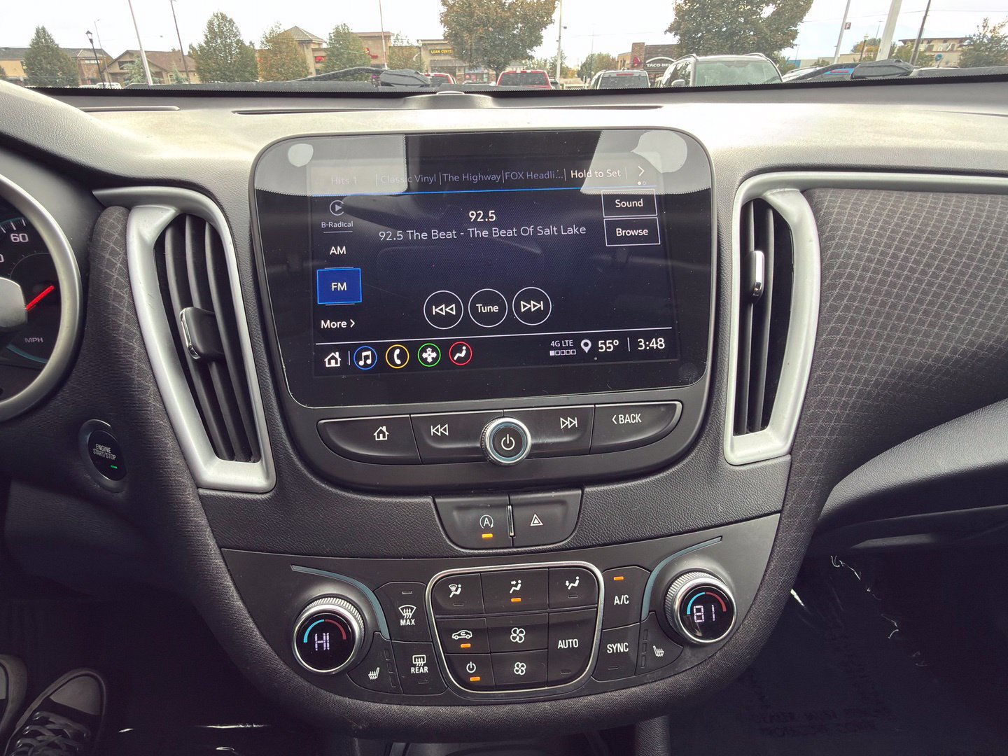 Used 2024 Chevrolet Malibu LT FWD image 9