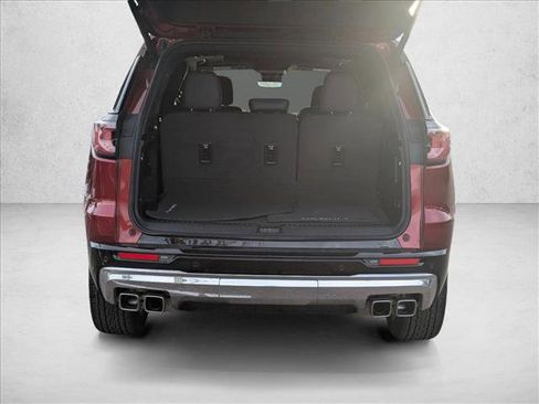 Used 2024 GMC Acadia Denali w/ Super Cruise Package image 6