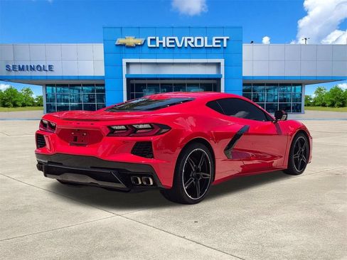 Used 2021 Chevrolet Corvette Stingray Coupe w/ 1LT RWD image 4