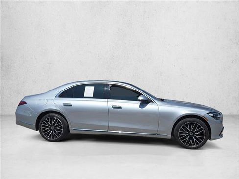 Used 2021 Mercedes-Benz S 580 4MATIC Sedan image 4