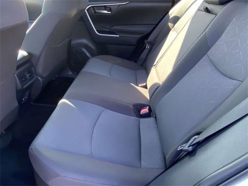 Used 2025 Toyota RAV4 XLE image 11