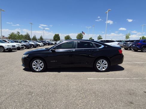 Used 2017 Chevrolet Impala LT FWD image 2
