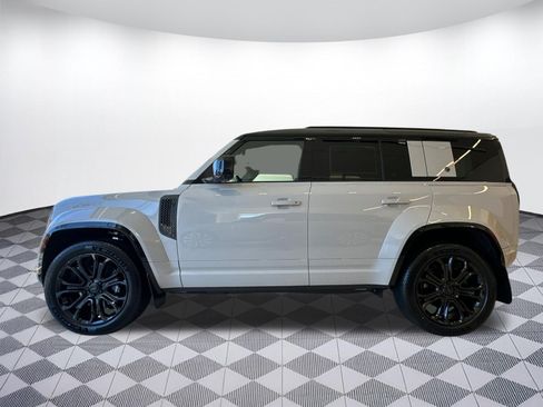 New 2026 Land Rover Defender 110 OCTA AWD/4WD image 2