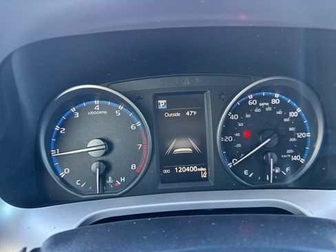 Used 2018 Toyota RAV4 LE w/ All Weather Liner Package FWD image 19