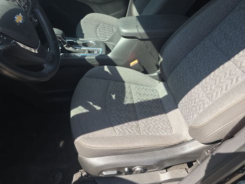 Used 2024 Chevrolet Equinox LT FWD image 7