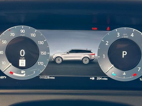 New 2025 Land Rover Range Rover Velar Dynamic SE AWD/4WD image 18