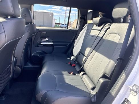 Used 2024 Mercedes-Benz EQB 250+ image 30