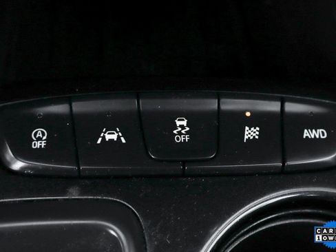 Used 2023 Chevrolet TrailBlazer LS image 32