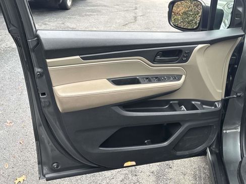 Used 2019 Honda Odyssey EX-L image 14