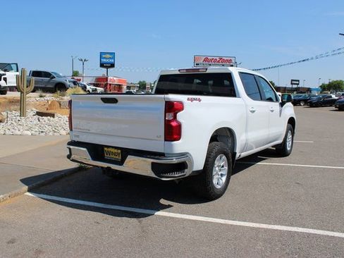 Used 2021 Chevrolet Silverado 1500 LT AWD/4WD image 19