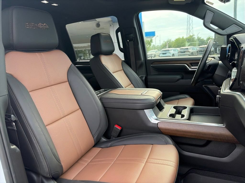 New 2026 Chevrolet Silverado 2500 High Country w/ High Country Premium Package AWD/4WD image 16