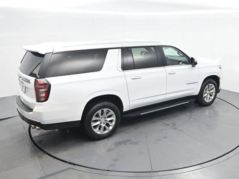Used 2023 Chevrolet Suburban Premier image 23