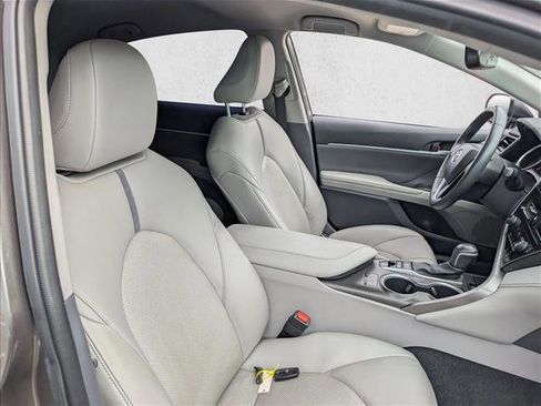 Certified 2023 Toyota Camry XLE image 17