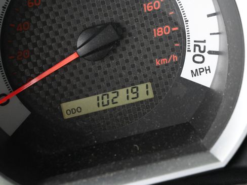 Used 2013 Toyota Tacoma 2WD Regular Cab image 35