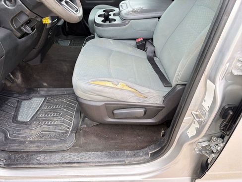 Used 2017 RAM 1500 Express w/ Express Value Package image 14