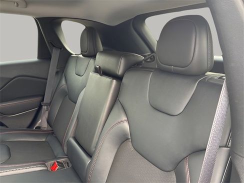 Used 2022 Jeep Cherokee Trailhawk w/ Trailer Tow Group image 20