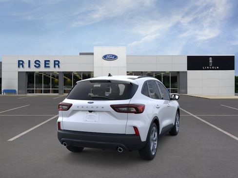 New 2026 Ford Escape ST-Line w/ Tech Pack #1 FWD image 8