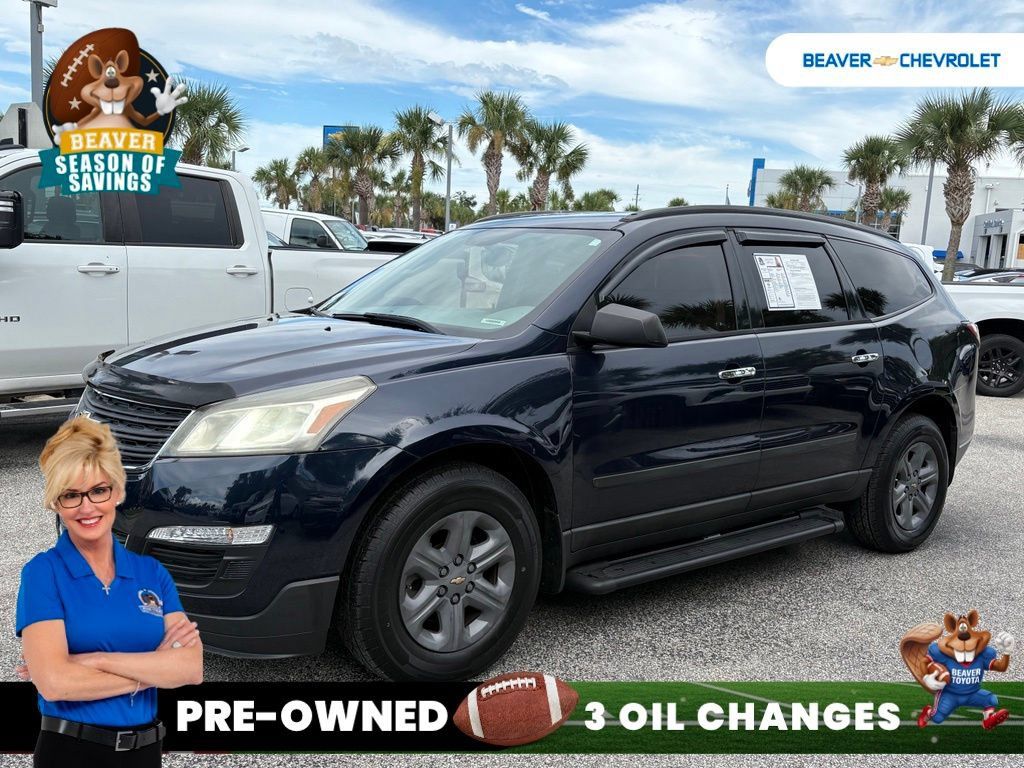 Used 2017 Chevrolet Traverse LS FWD image 1