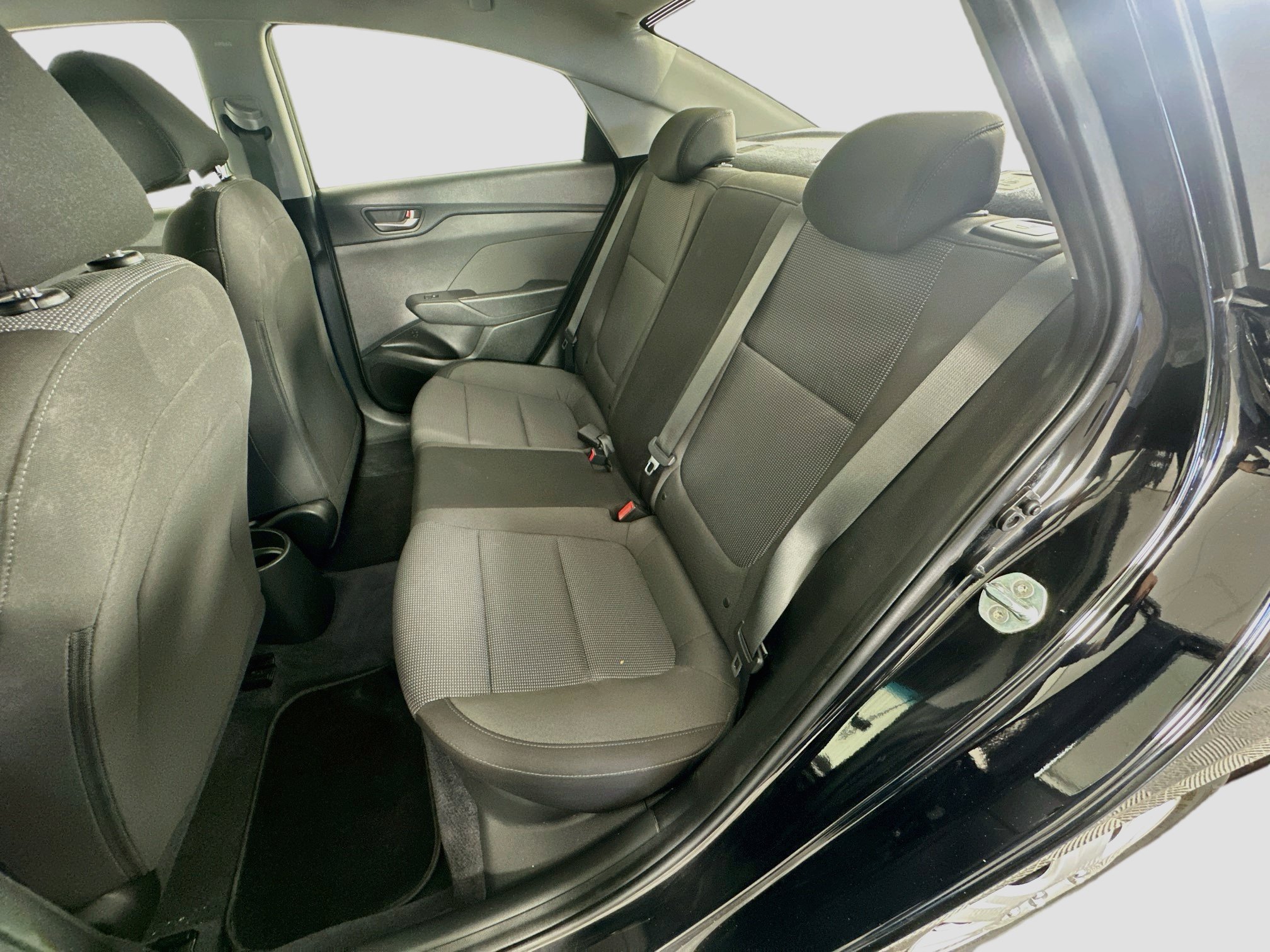 Used 2019 Hyundai Accent SE FWD image 27