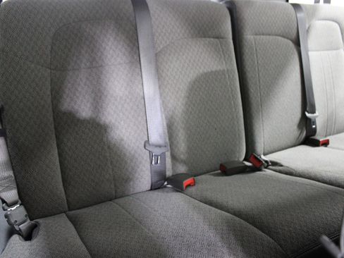 Used 2025 GMC Savana 3500 LT w/ LT Preferred Equipment Group RWD image 18