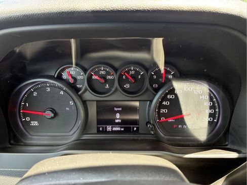 Used 2024 Chevrolet Silverado 2500 Custom w/ Custom Value Package AWD/4WD image 19