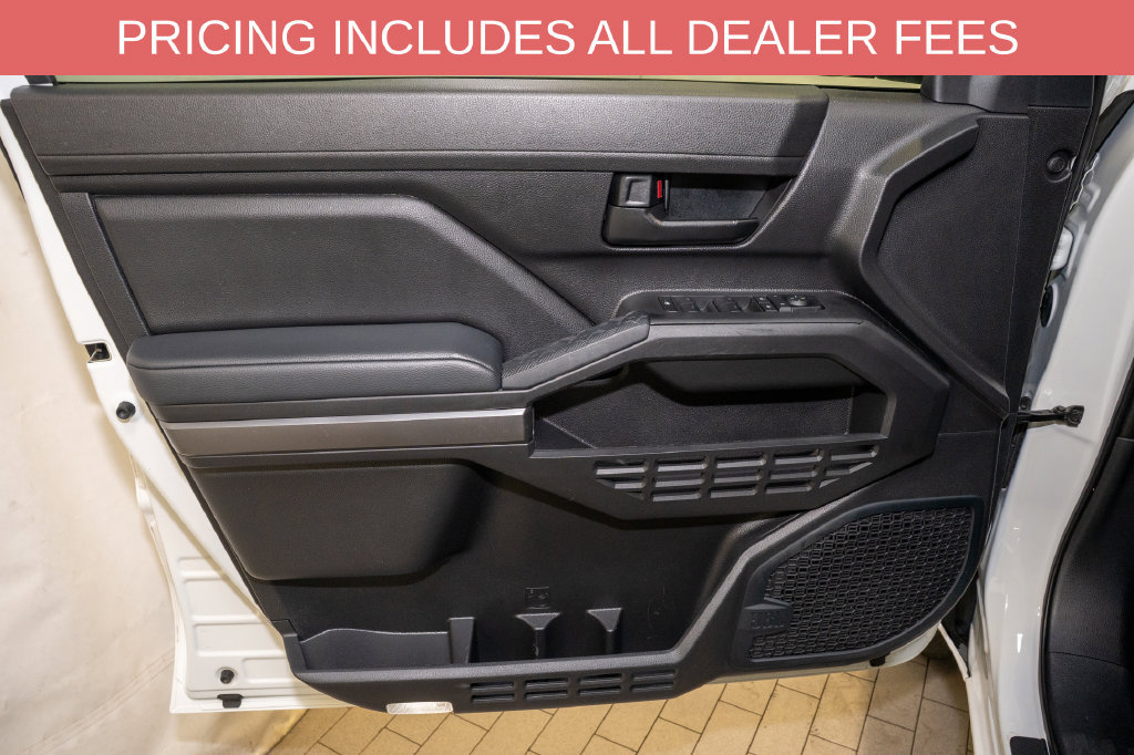 Certified 2024 Toyota Tacoma SR5 AWD/4WD image 10