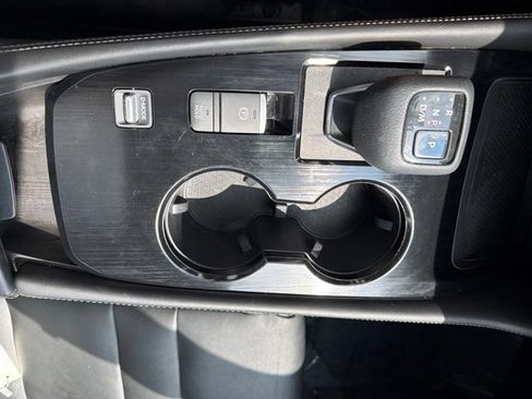 Used 2021 Nissan Rogue SL FWD image 19