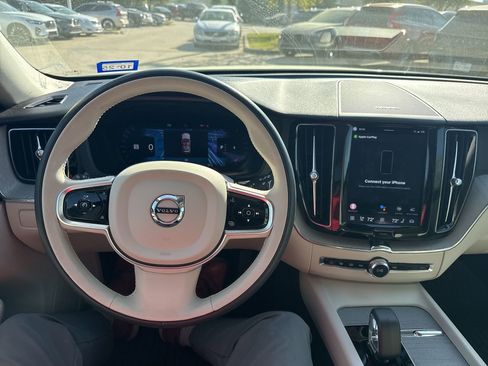 Certified 2024 Volvo XC60 B5 Plus w/ Protection Package Premier image 22