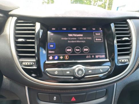 Used 2020 Chevrolet Trax LS FWD image 43
