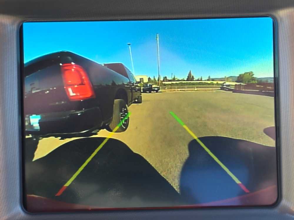 Used 2023 Dodge Charger SXT RWD image 16