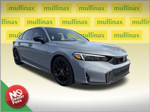 Used 2025 Honda Civic Sport image 1