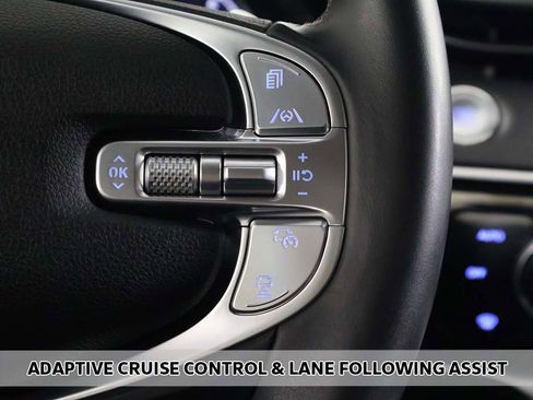 Used 2025 Genesis GV70 2.5T image 4