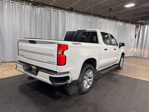 Used 2019 Chevrolet Silverado 1500 Custom w/ Custom Value Package image 14
