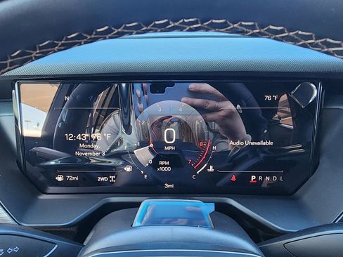 New 2026 GMC Acadia AT4 w/ Super Cruise Package image 25