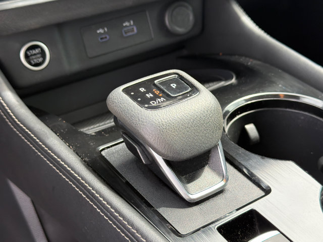 Used 2023 Nissan Rogue SL w/ SL Premium Package FWD image 34