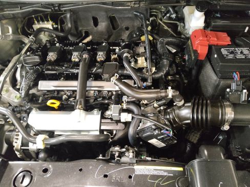 Used 2025 Nissan Versa SV FWD image 30